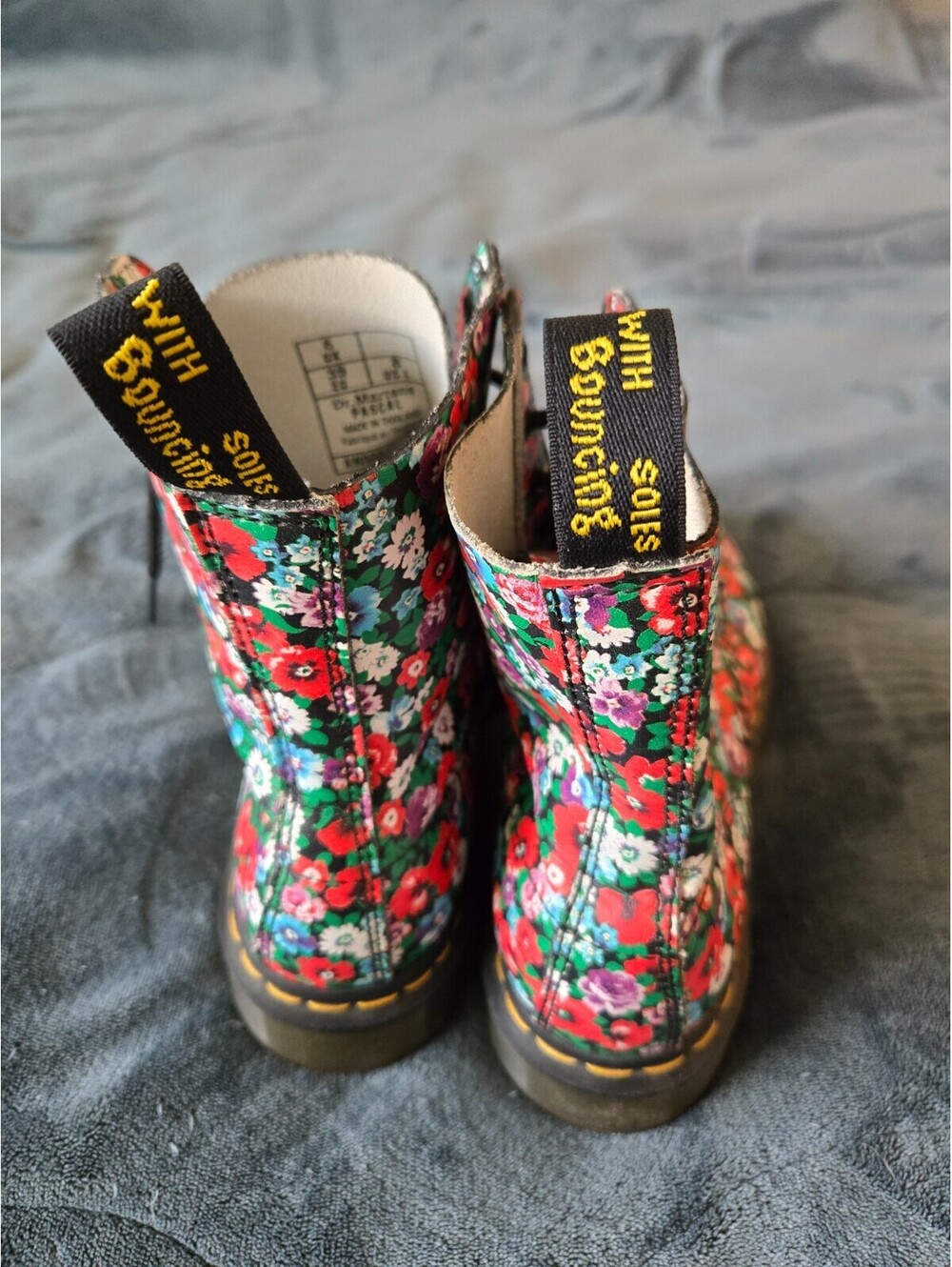 Dr Martens Pascal Boots Womens 8 Floral Wanderlust Black Flower Lace Up 1460 - Picture 8 of 8